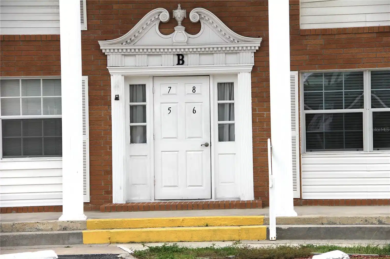 Image 1 Image 1