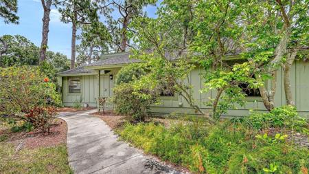 5010 BARRINGTON CIRCLE