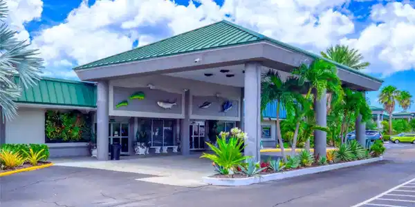 7150 N TAMIAMI TRAIL