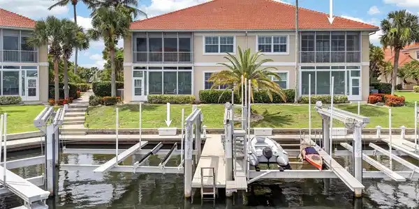 2590 TARPON COVE DRIVE