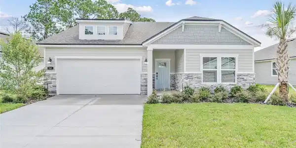 32 PERSEUS AVENUE