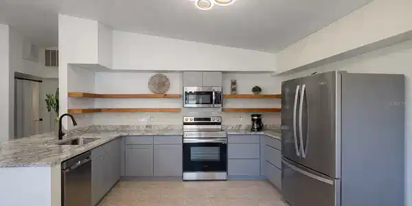 Image 4 Image 4