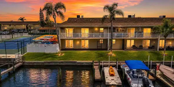 8818 BAY POINTE DRIVE