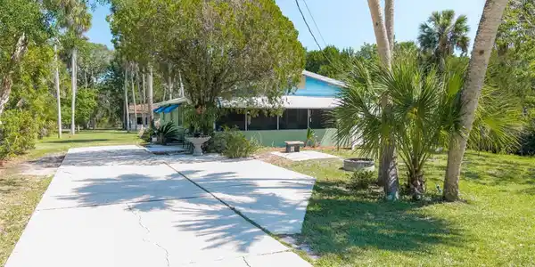10709 W HALLS RIVER ROAD
