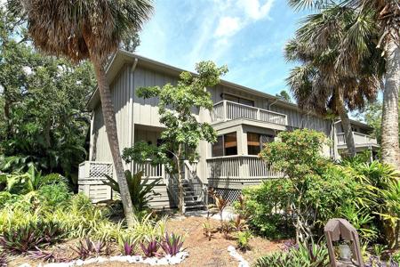 1473 LANDINGS CIRCLE