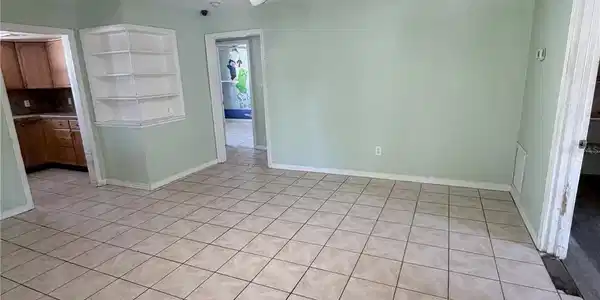 Image 4 Image 4