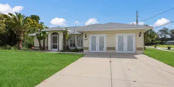 2004 BOCA CHICA AVENUE