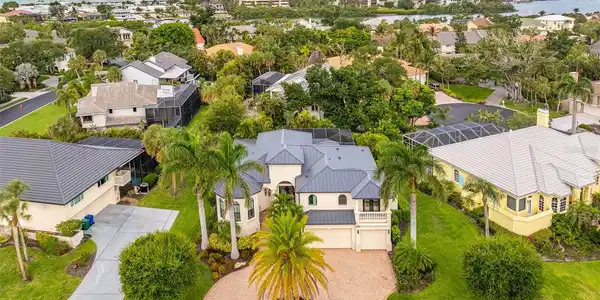 3271 BAYOU ROAD