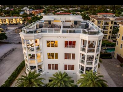 301 BEACH ROAD