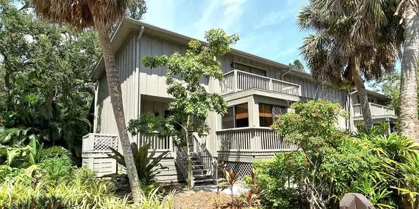 1473 LANDINGS CIRCLE