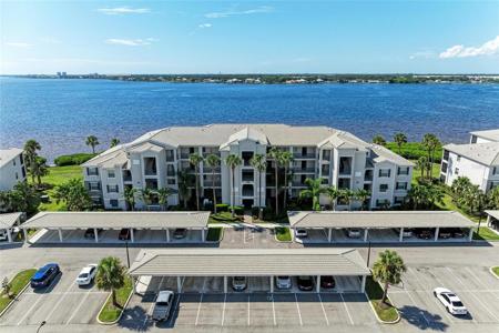 1010 TIDEWATER SHORES LOOP