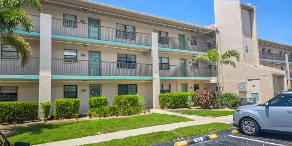 175 KINGS HIGHWAY
