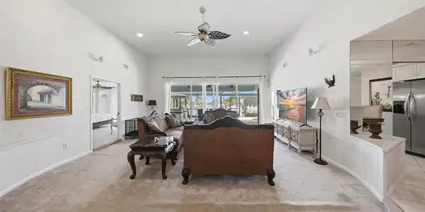 Image 4 Image 4