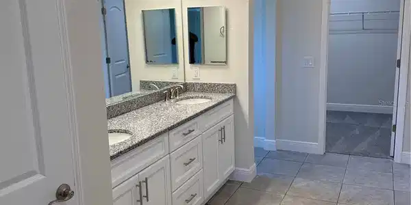 Image 4 Image 4