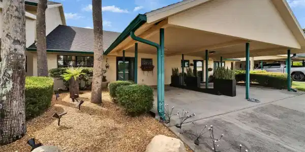 644 YARDARM DRIVE