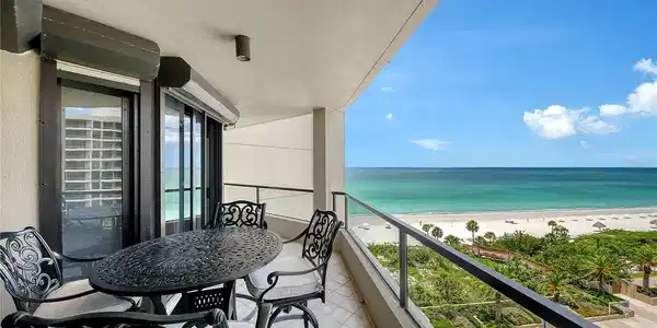 1211 GULF OF MEXICO DRIVE