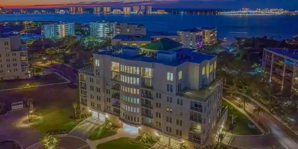 8 PALM TERRACE