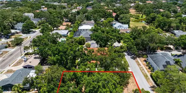 3403 W BAY VILLA AVENUE