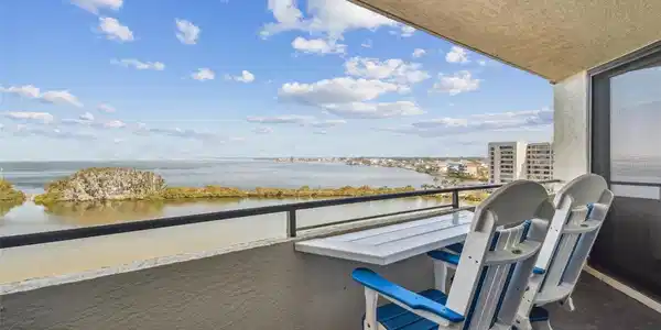 5915 SEA RANCH DRIVE