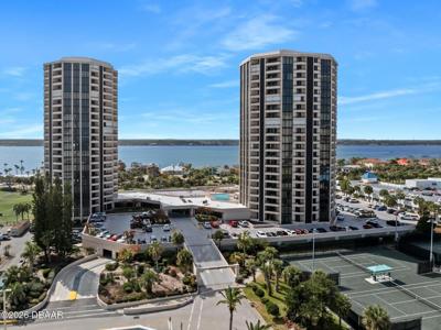 1 OCEANS WEST BOULEVARD
