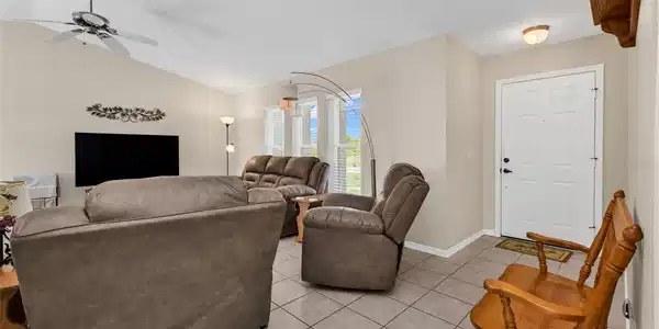 Image 4 Image 4