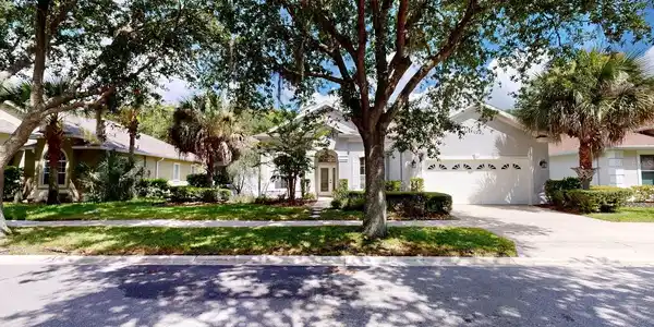 45 SAINT ANDREWS COURT