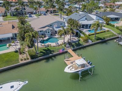 707 SNUG ISLAND