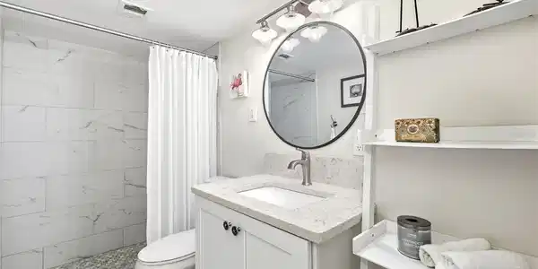 Image 4 Image 4