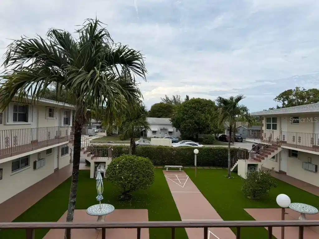 Image 1 Image 1