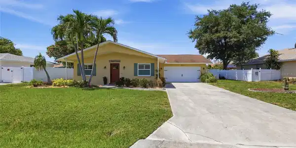 707 BEVERLY ROAD
