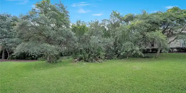 Image 4 Image 4
