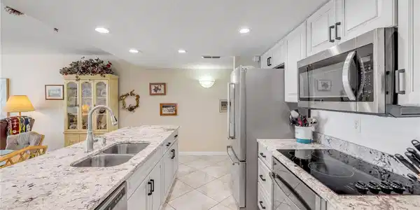 Image 4 Image 4