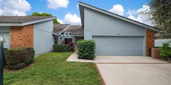 2635 MOSS OAK DRIVE