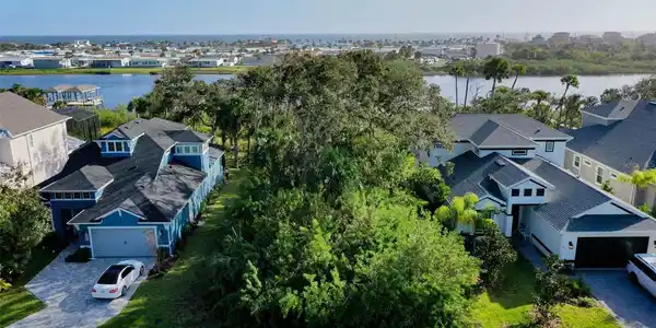 41 S RIVERWALK DRIVE
