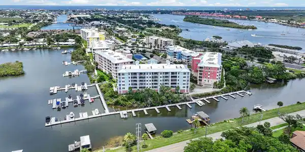 3 RIVERWALK DRIVE