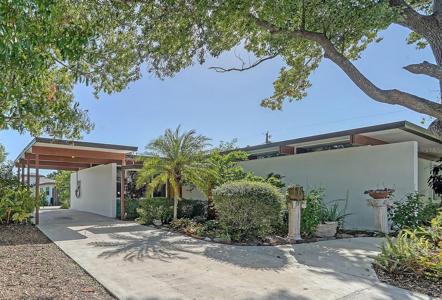 2406 SIESTA DRIVE