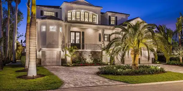 1525 MALLARD LANE