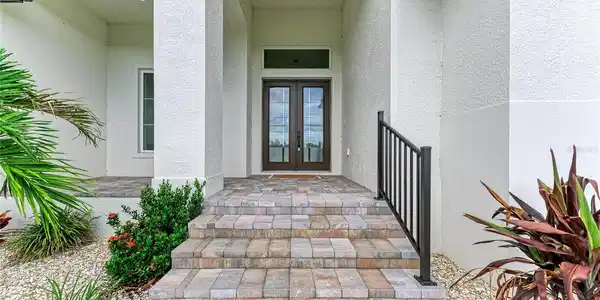 Image 4 Image 4