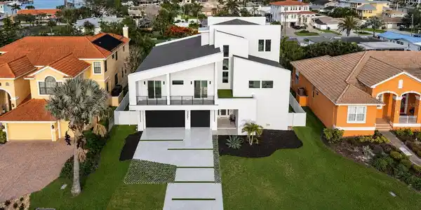 3221 GULF BOULEVARD