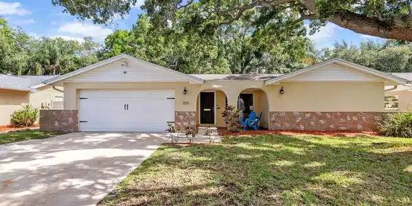 150 SUNCREST DRIVE