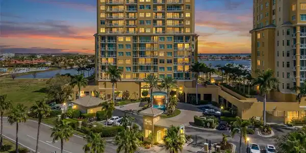 140 RIVIERA DUNES WAY