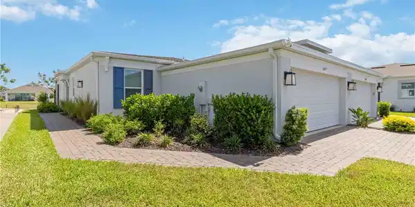 16057 IVY RIDGE COURT