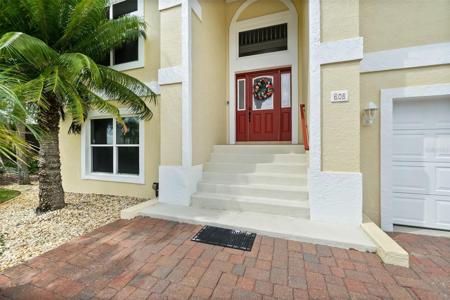 608 RIVERVIEW ROAD