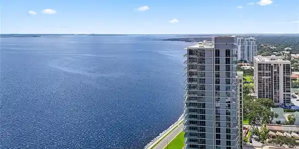 3101 BAYSHORE BOULEVARD