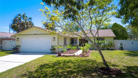 629 BAY LAKE TRAIL