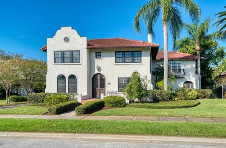 1106 PALM VIEW