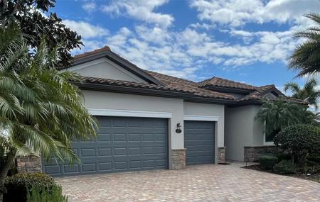 307 WHISPERING PALMS LANE