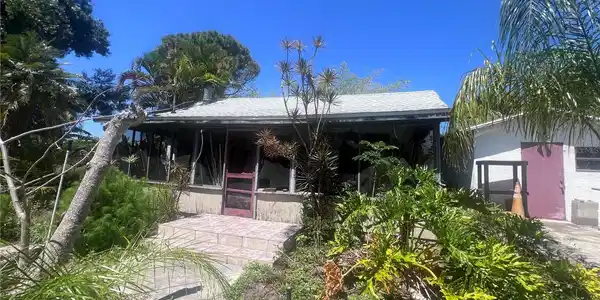 512 EDMUND STREET