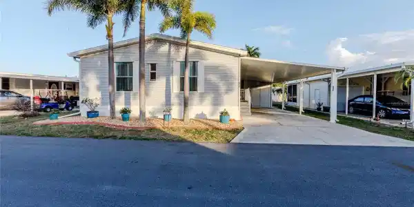 2100 KINGS HIGHWAY