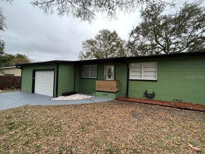 807 KENSINGTON DRIVE